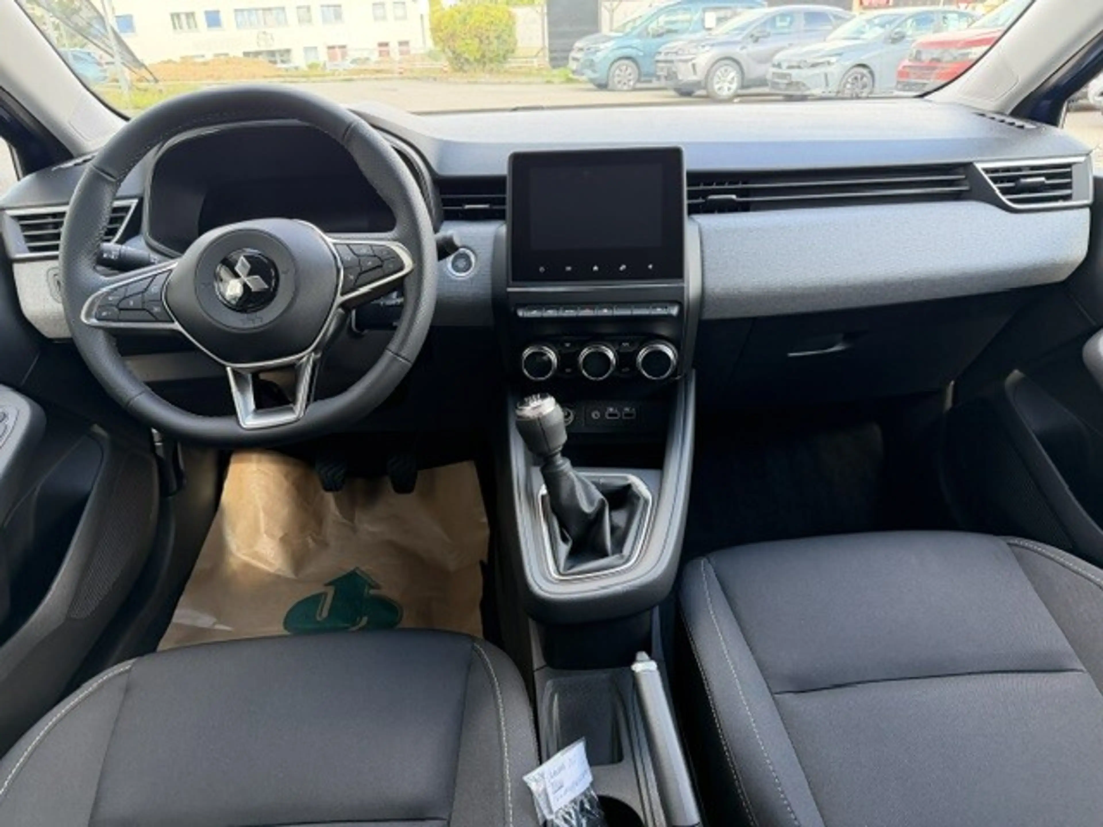 Mitsubishi Colt 1,0 MPI-T Invite — photo 13