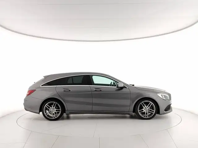 Mercedes-Benz CLA view 5