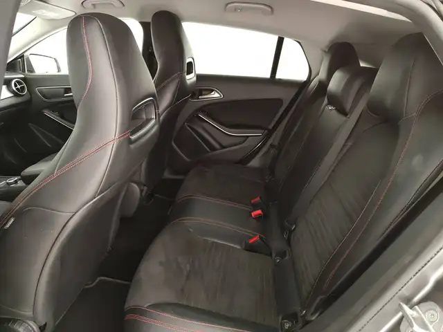 Mercedes-Benz CLA view 9