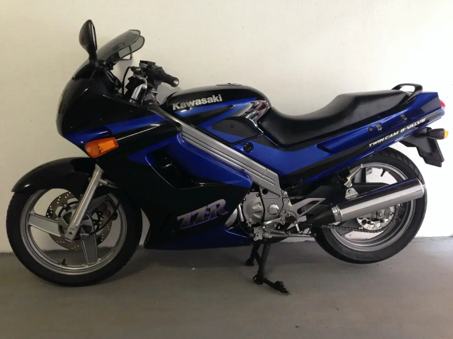 Kawasaki ZZR 250 - 1