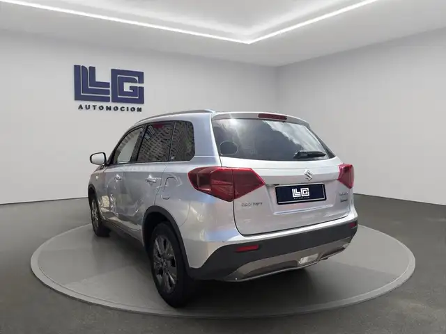 Suzuki Vitara view 5