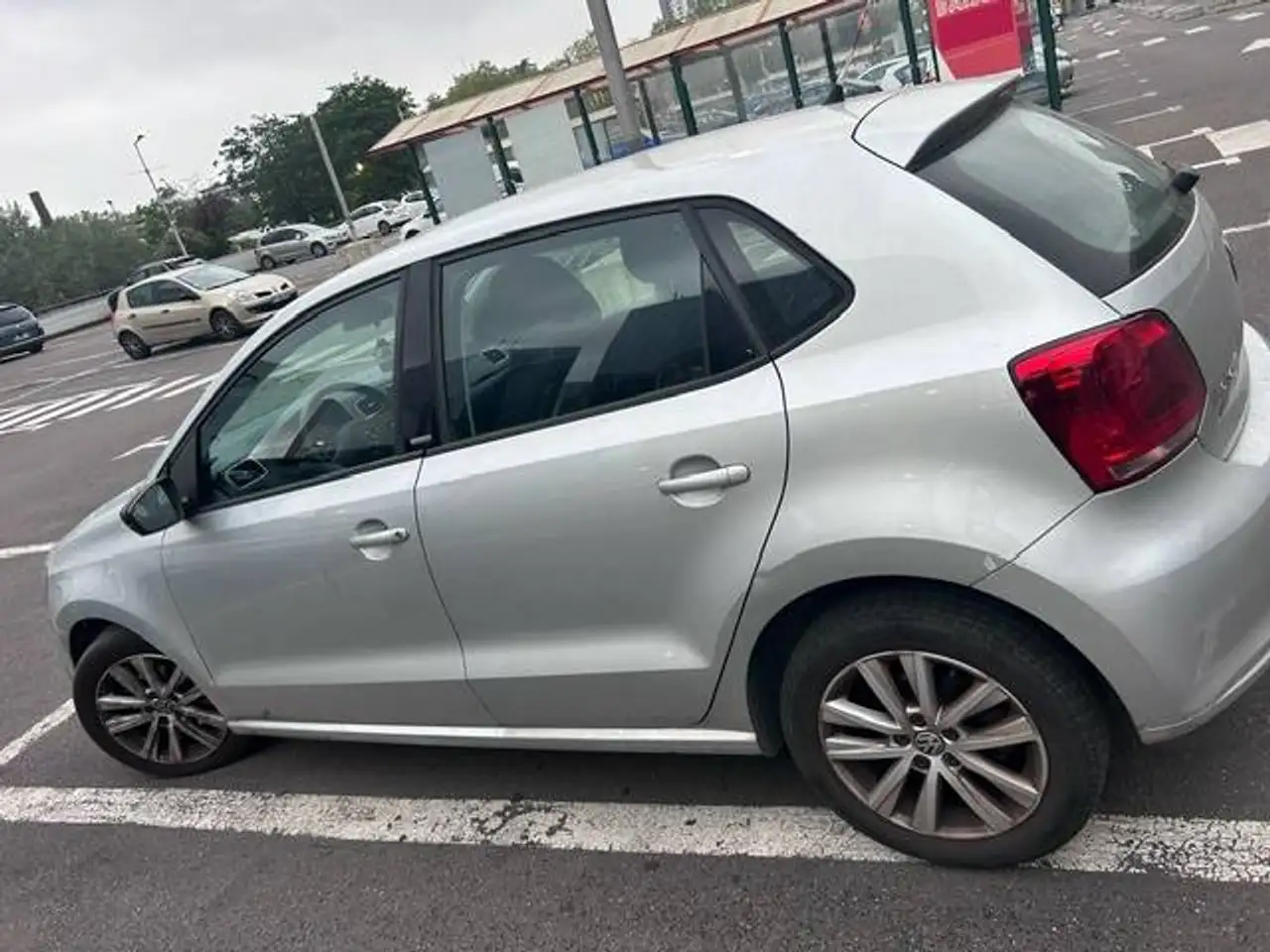 Volkswagen Polo Citadine 5 portes — photo 3
