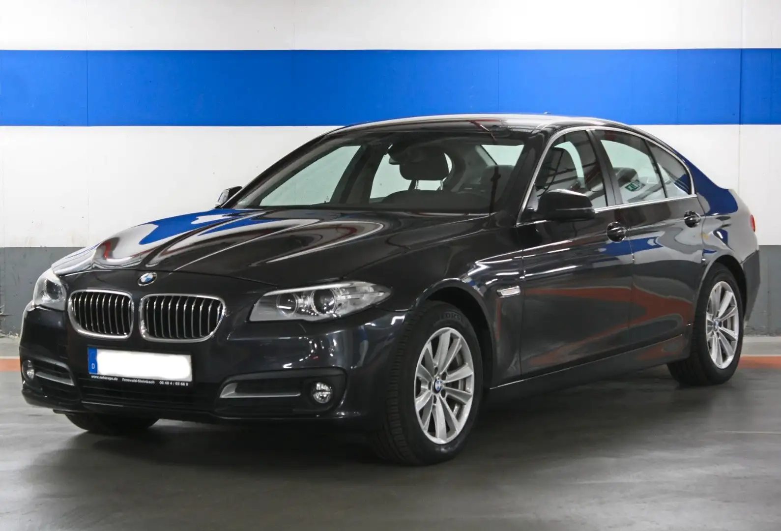 BMW 520 Baureihe 5 Lim. 520i, 1 Jahr Gewährleistung Brun - 1