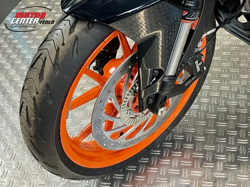 KTM 125 Duke - foto 6