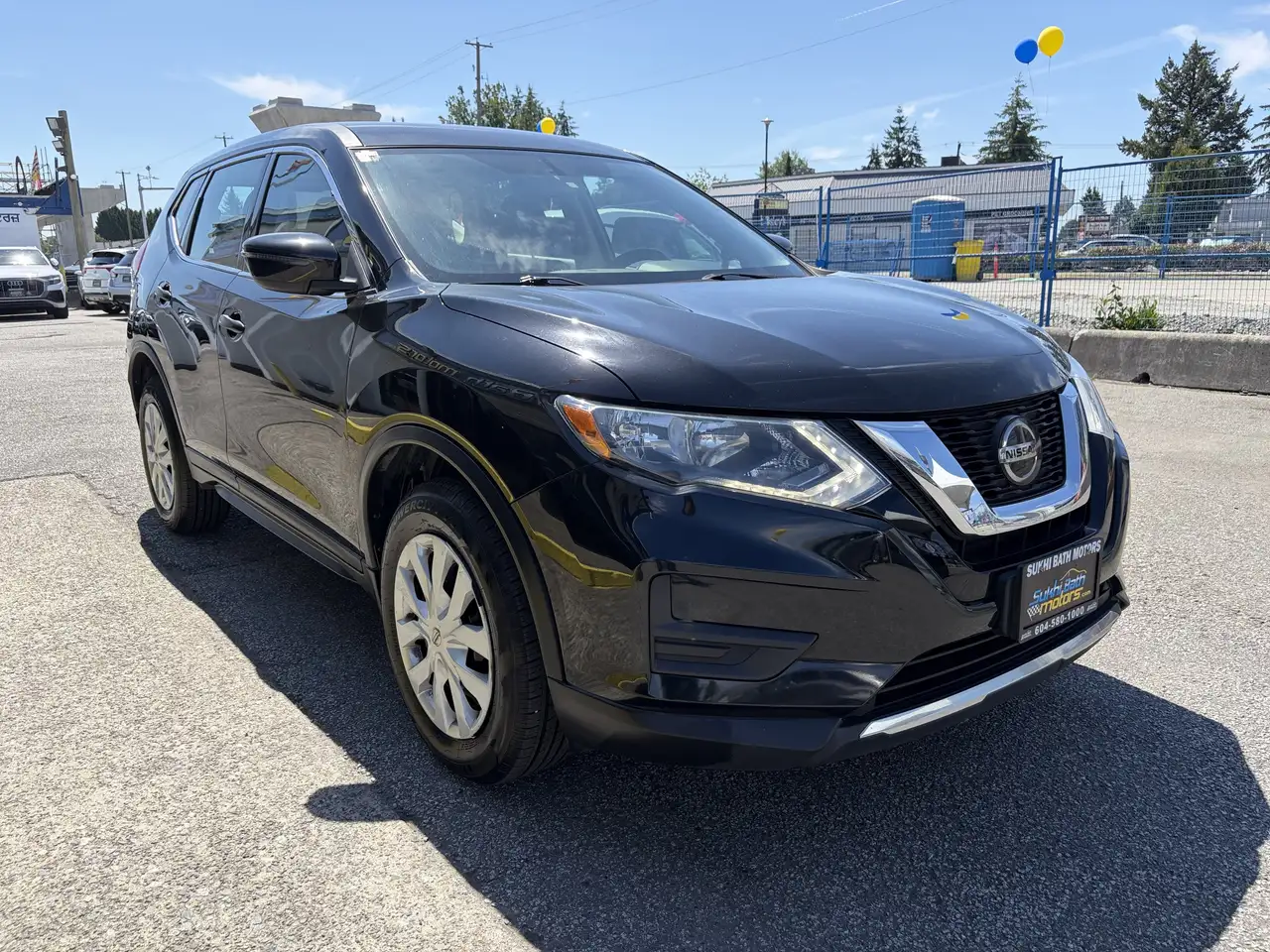 Nissan Rogue fotografie Nissan Rogue