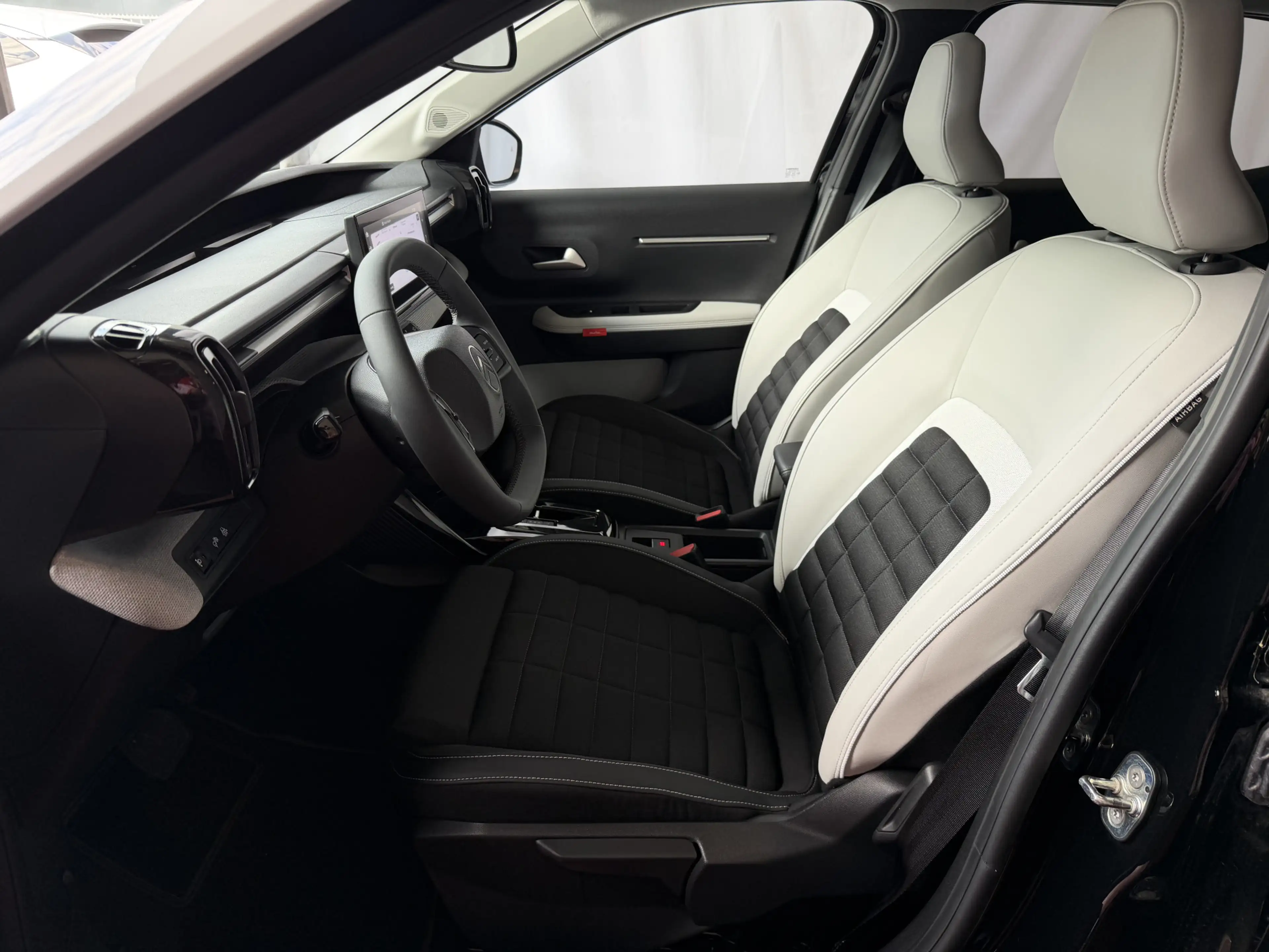Citroen C3 Aircross 145pk Automaat MAX | Black | Navi | Camera | CarPl — photo 15