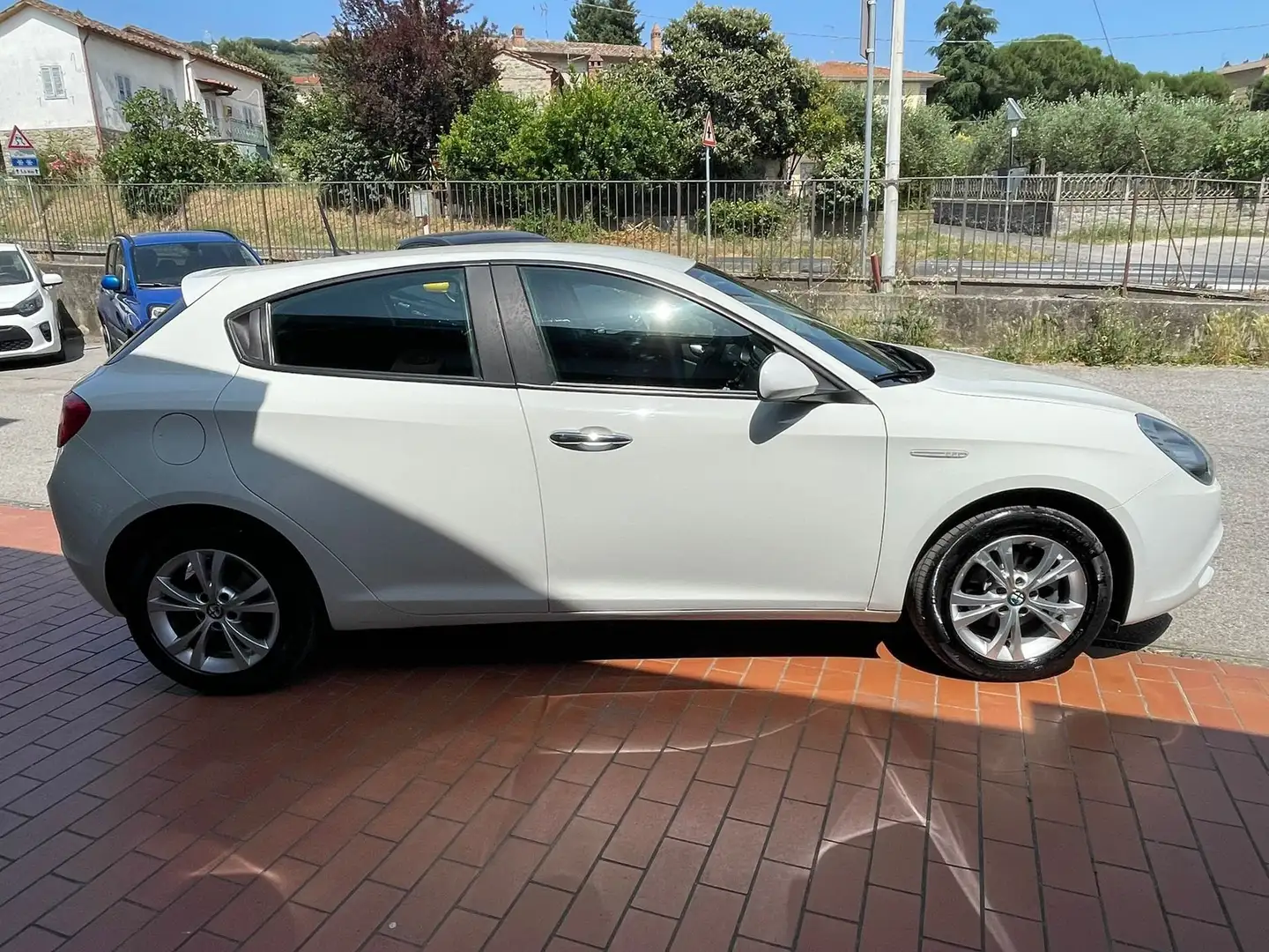 Alfa Romeo Giulietta 1.4 Turbo 120 CV GPL Progression Bianco - 2