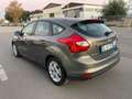 Ford Focus 1.6 TDCi 115CV 5p. DPF Gris - thumbnail 5