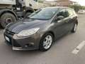 Ford Focus 1.6 TDCi 115CV 5p. DPF Gris - thumbnail 3