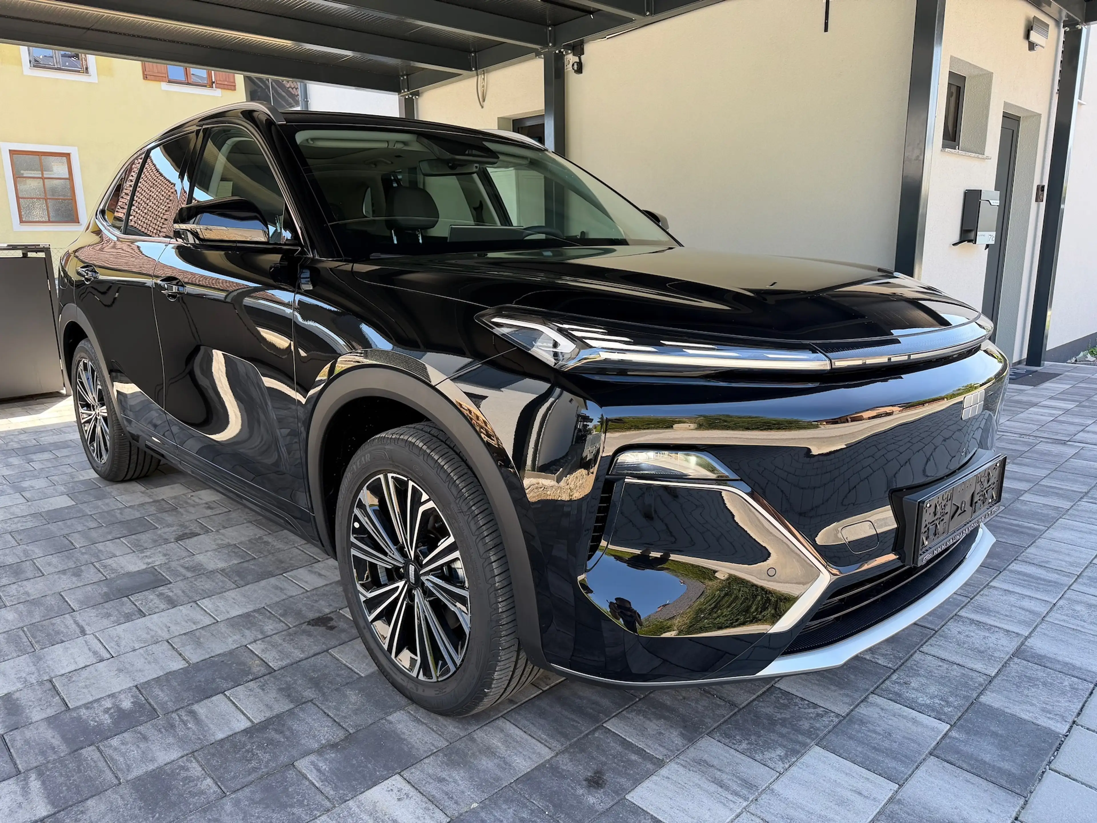 Geely Starray EM-i Launch Edition Max Plug-In Hybrid Neuwagen — photo 7