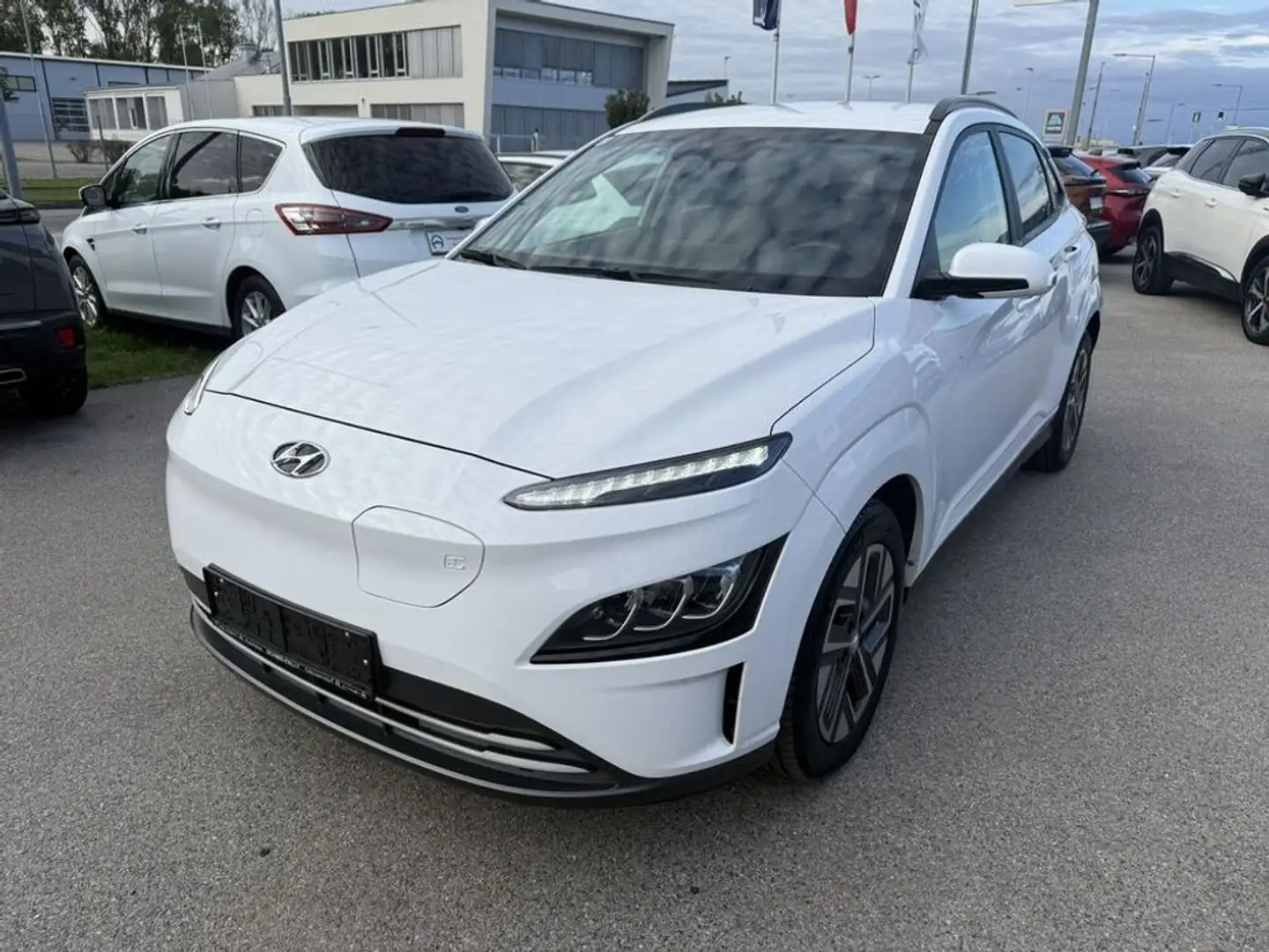 Hyundai KONA Trend Line Elektro 2WD Weiß - 1