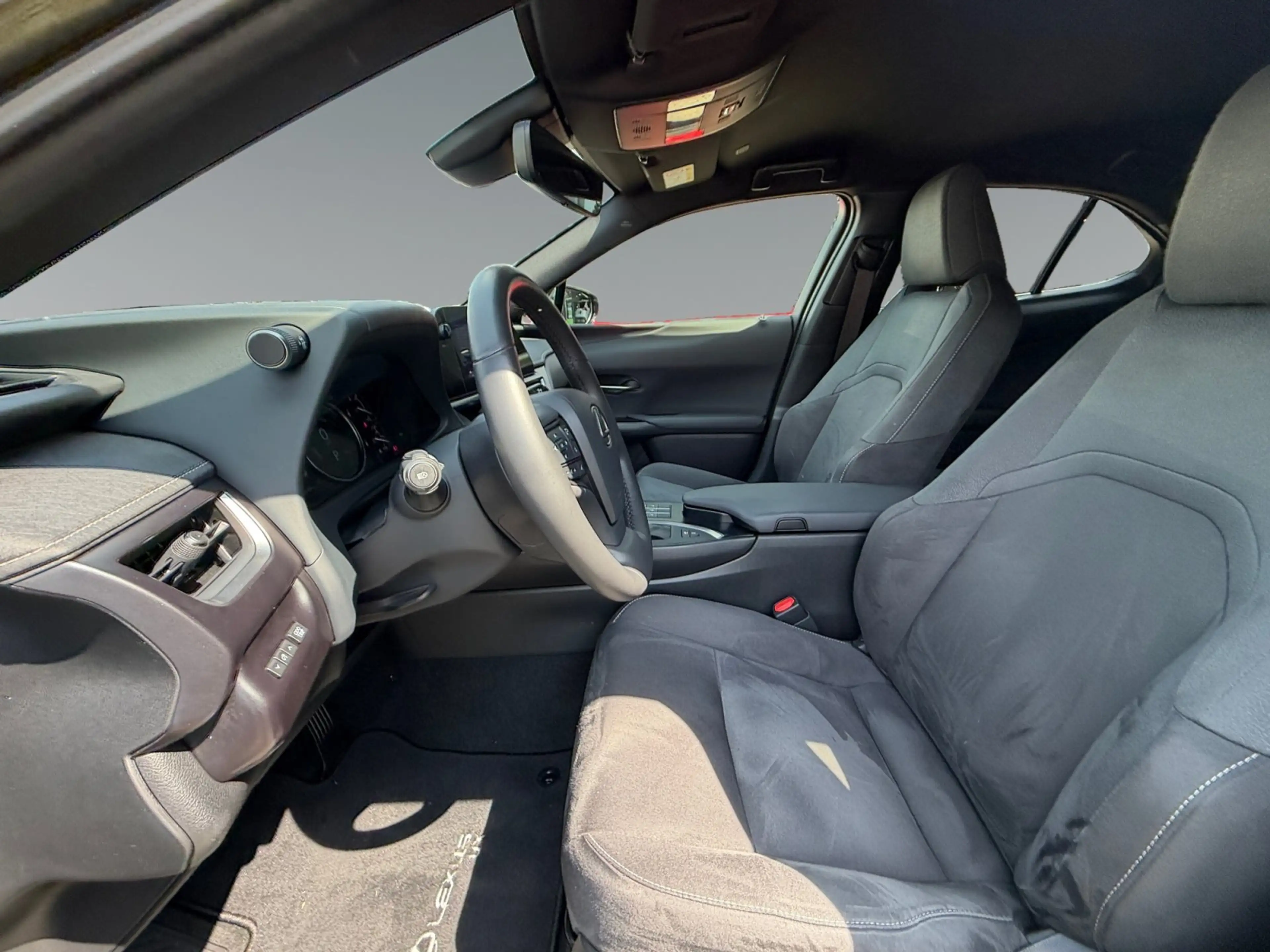 Lexus UX 250h UX 250 h 250h Style Edition *PDC*SHZ*CARPLAY*AA* — photo 9