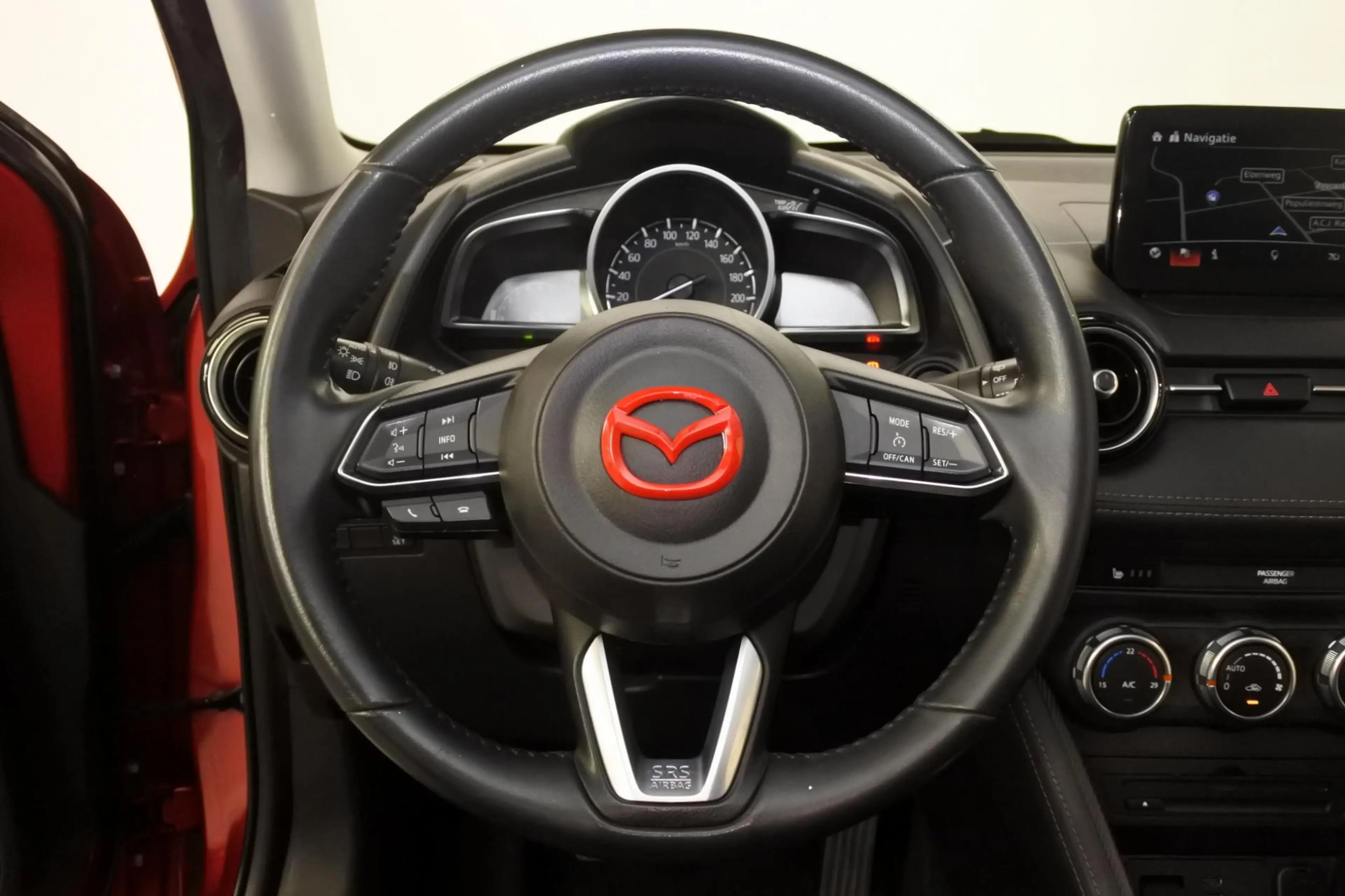 Mazda 2 1.5 90pk GT-M — photo 14