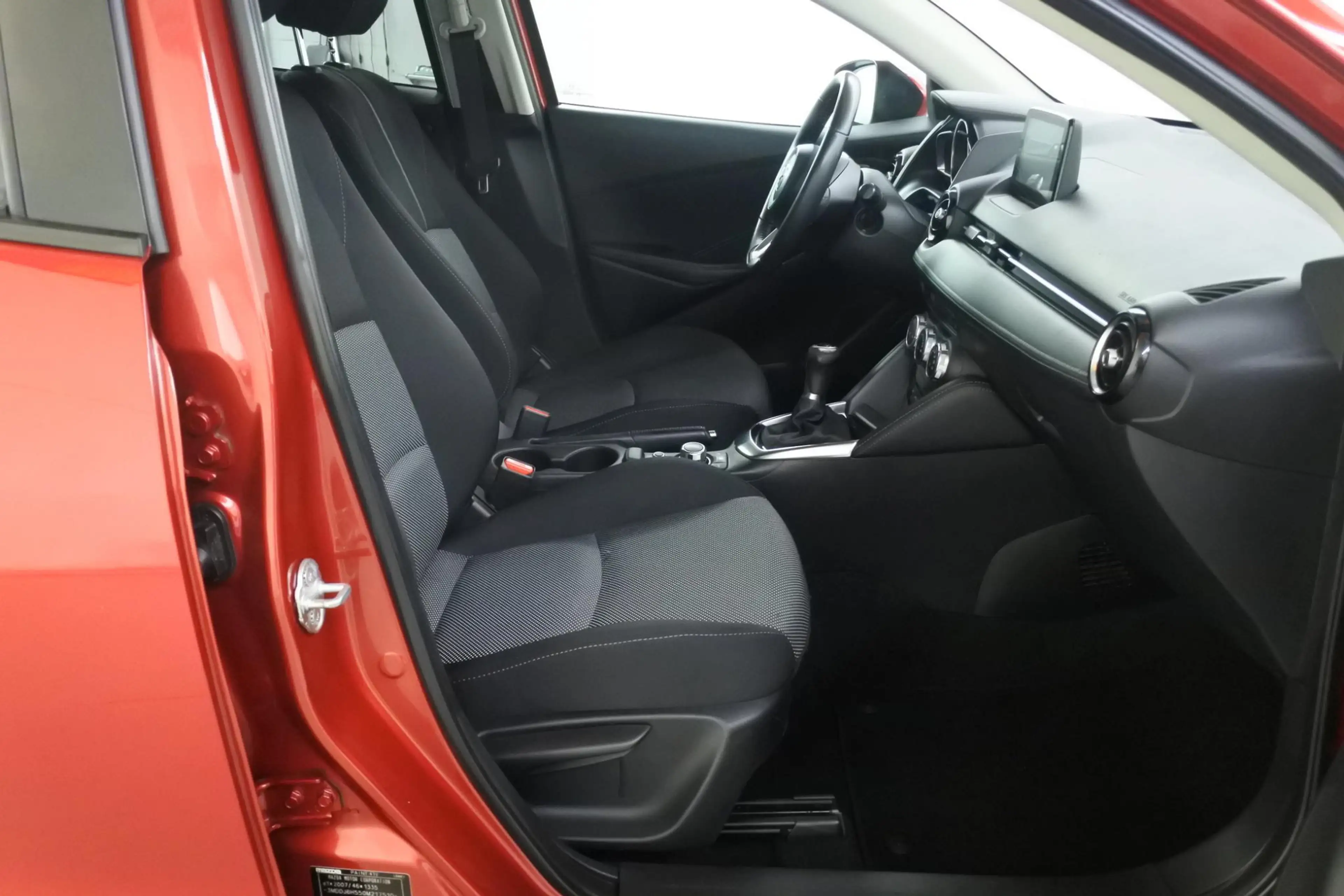 Mazda 2 1.5 90pk GT-M — photo 5