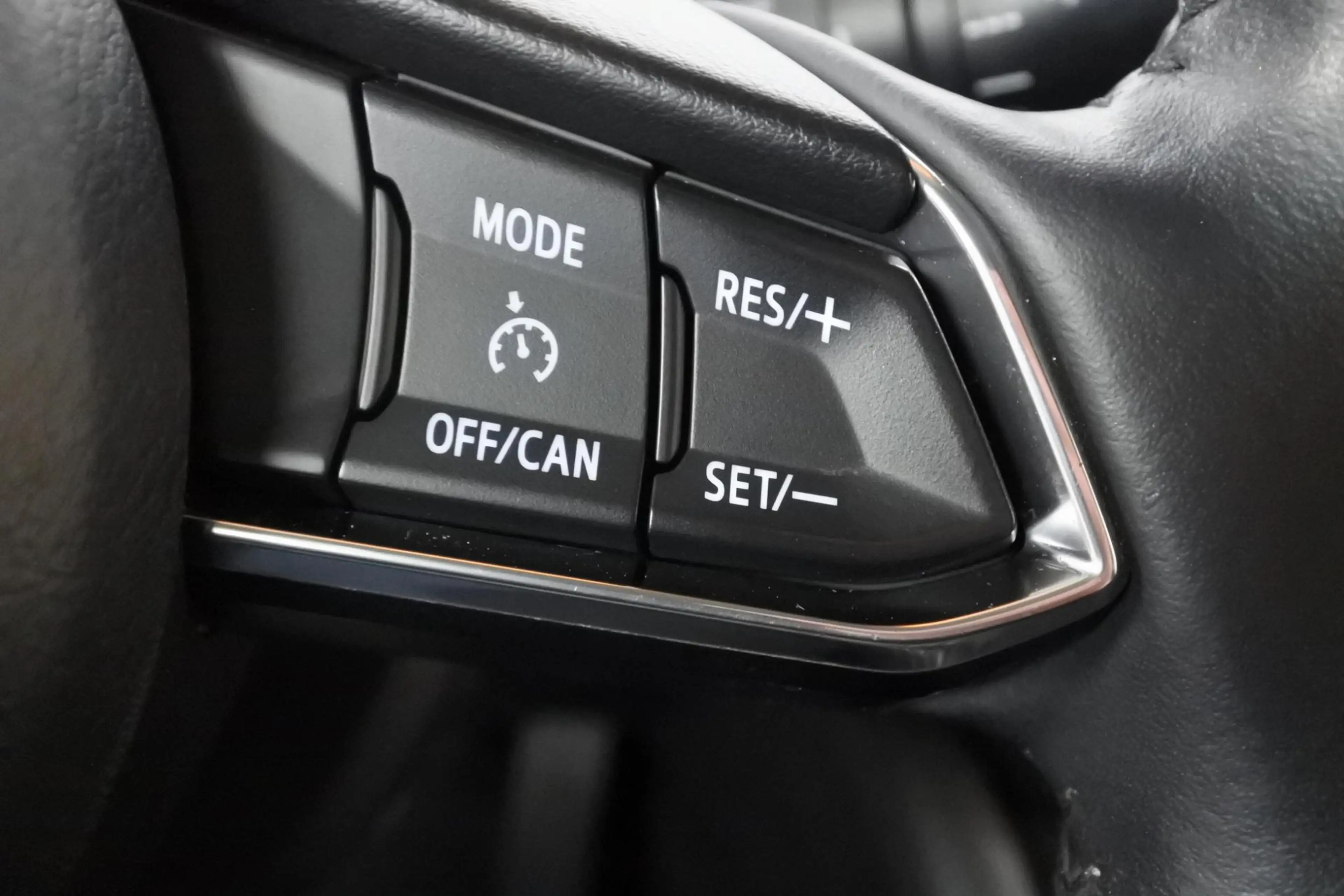Mazda 2 1.5 90pk GT-M — photo 15