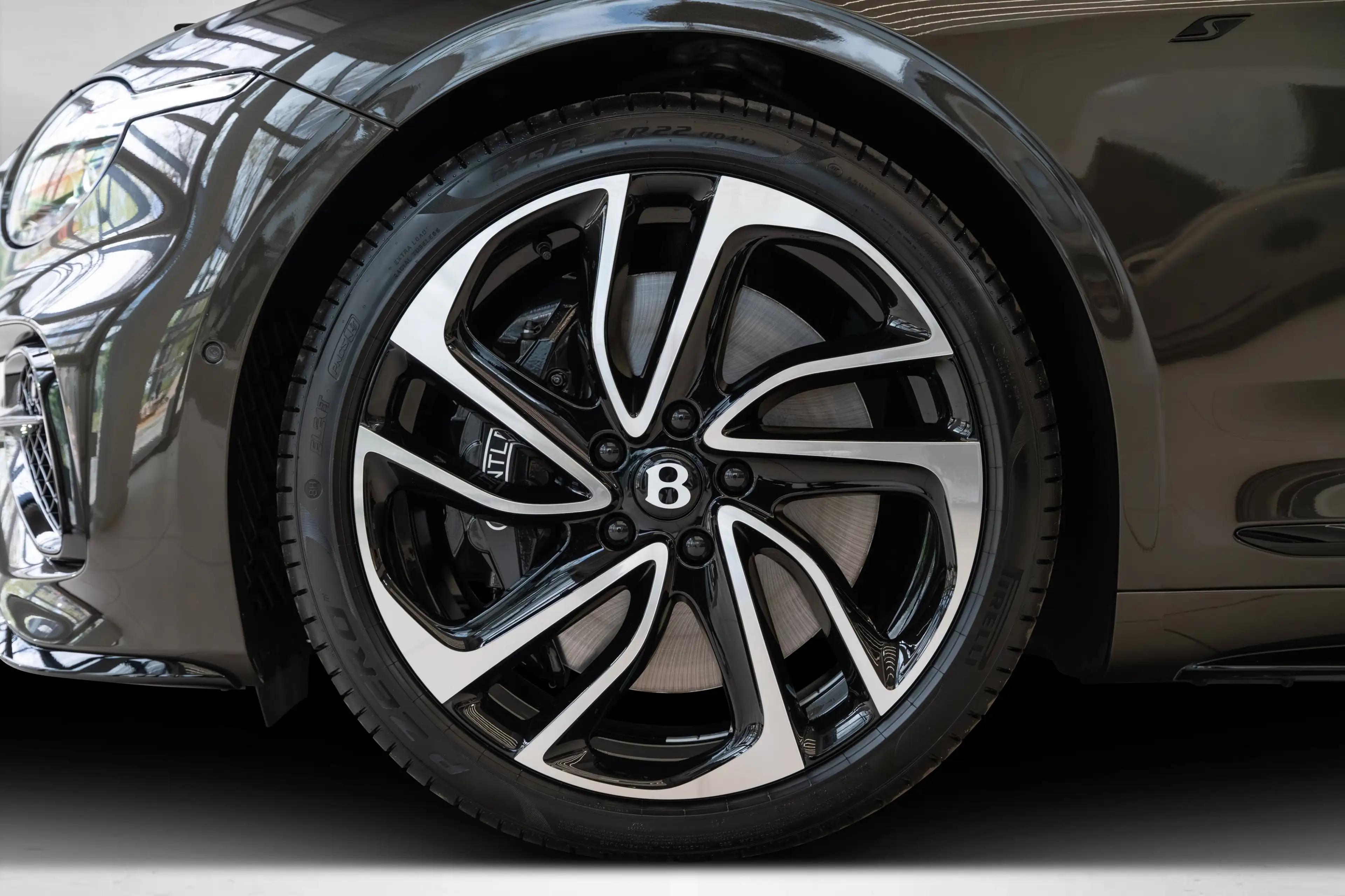 Bentley Continental GTC S — photo 9