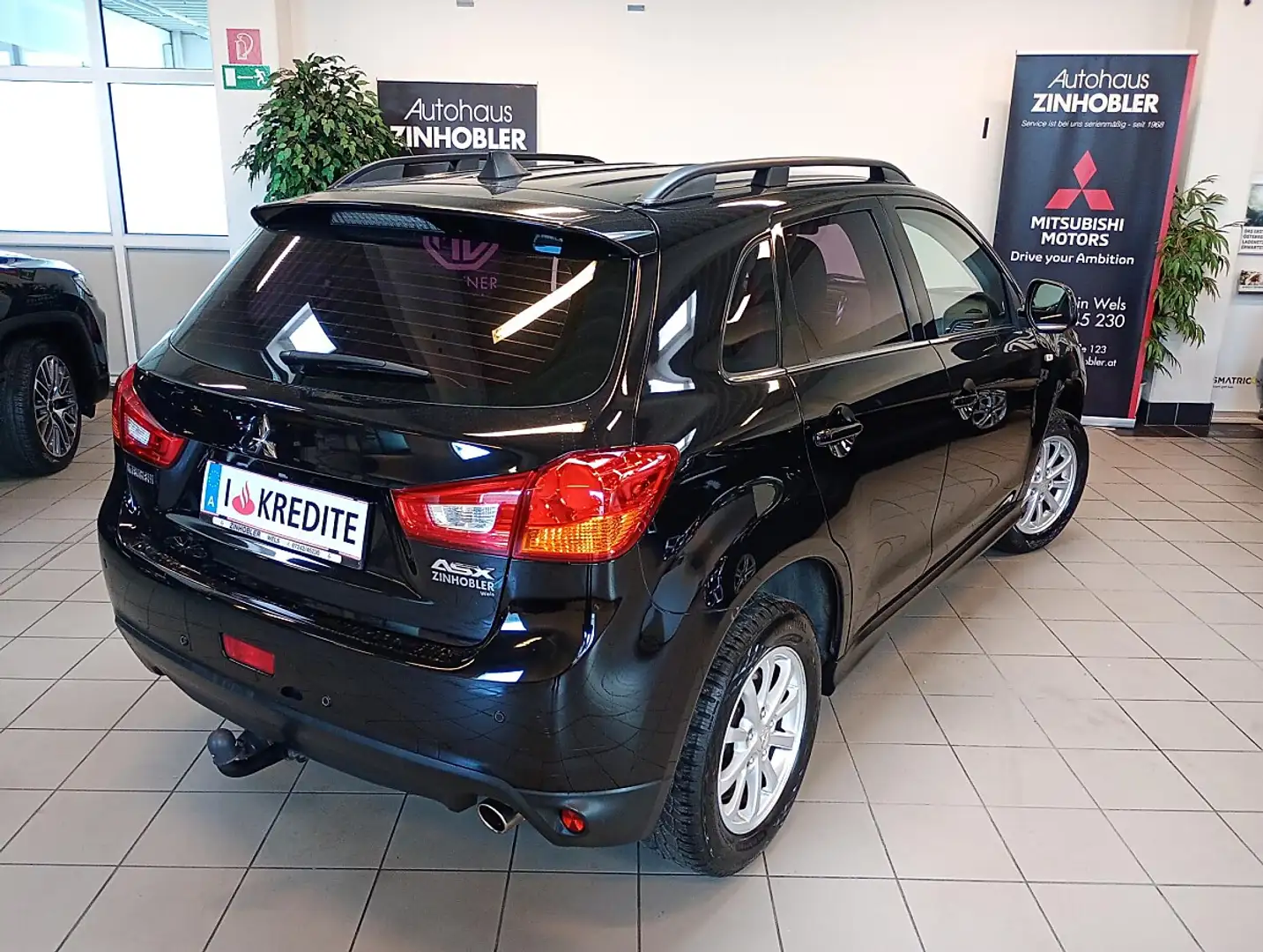 Mitsubishi ASX 1,6 Invite Schwarz - 2