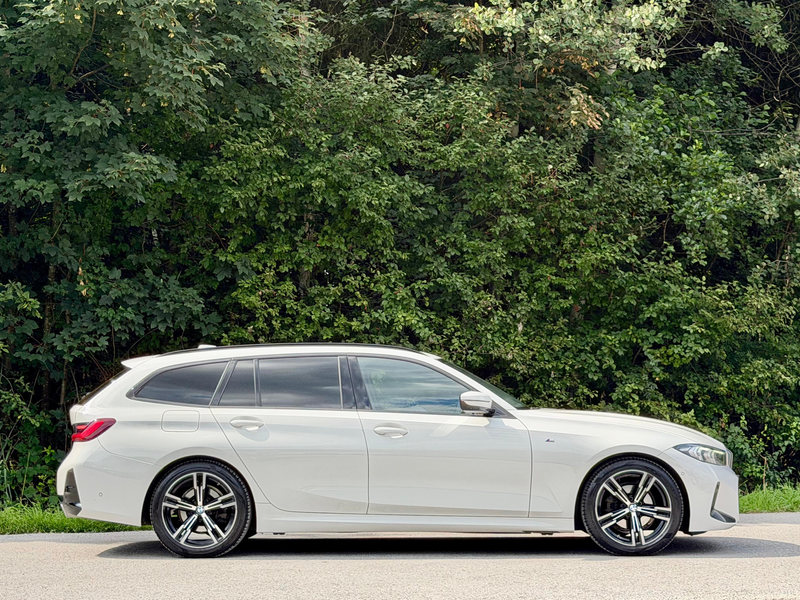 BMW 318 d M Sport Aut. HUT*SHADOW-LINE*LED*NAVI*1 HAND* — photo 3