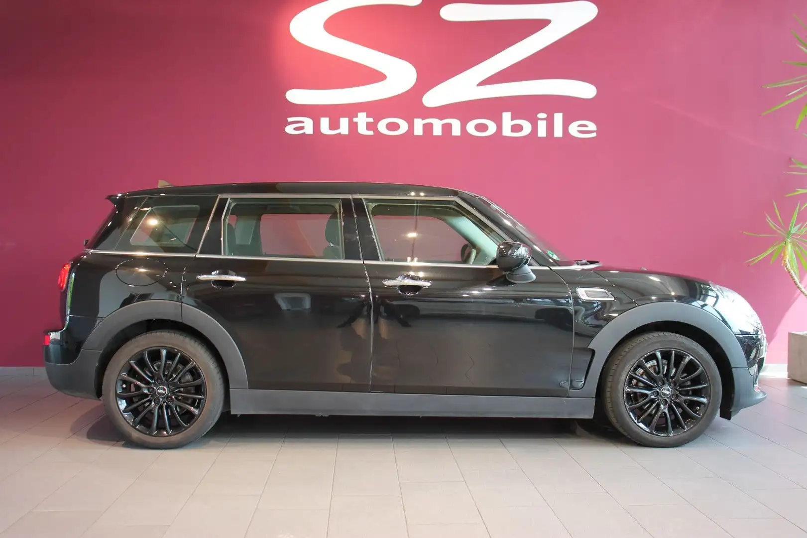 MINI One Clubman 1.Hand Navi SHZ Černá - 1