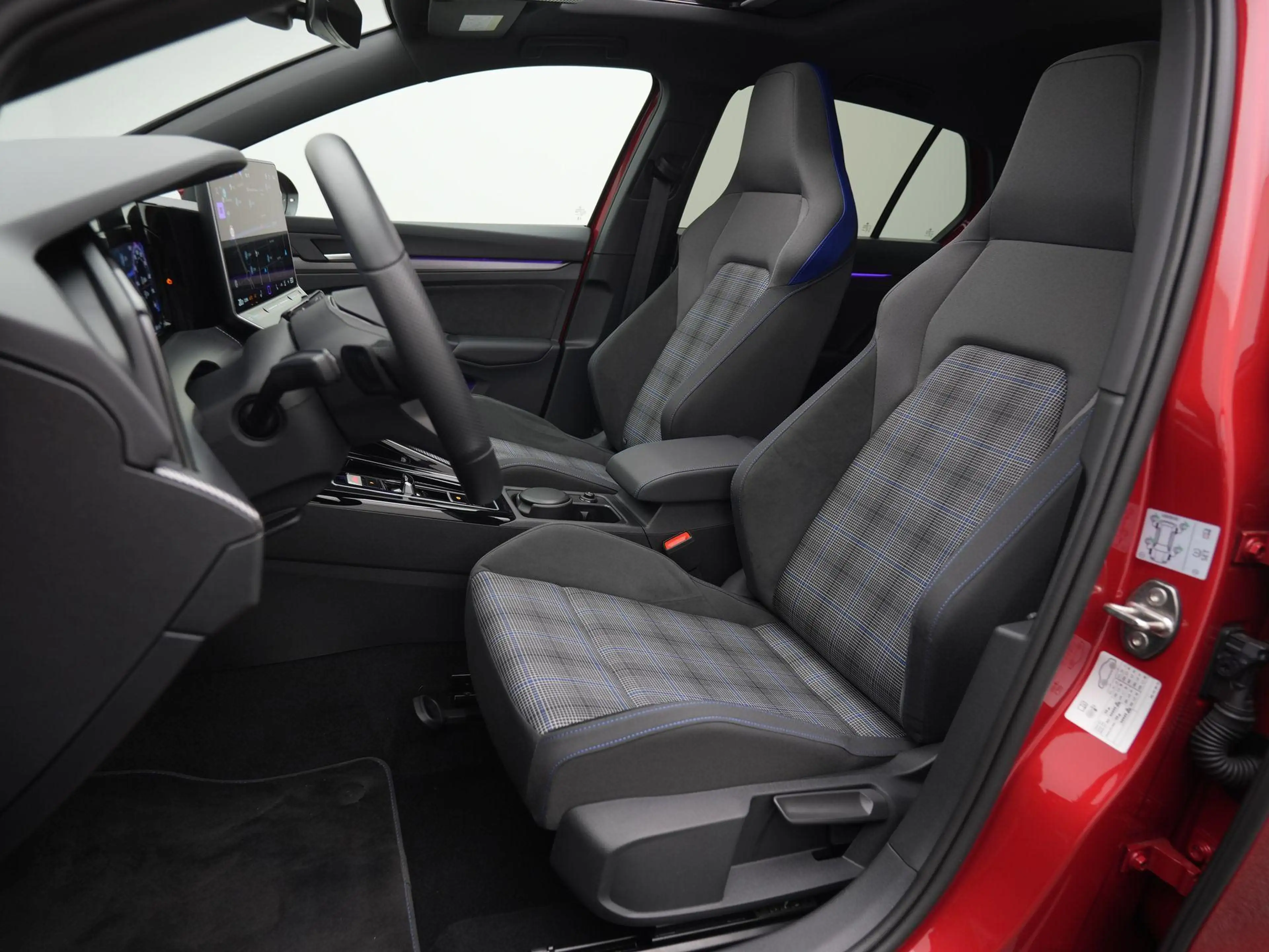 Volkswagen Golf GTE 1.5 272pk eHybrid | Panoramadak | Matrix LED kopla — photo 8