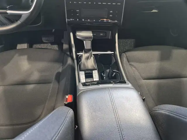 Hyundai Tucson view 12