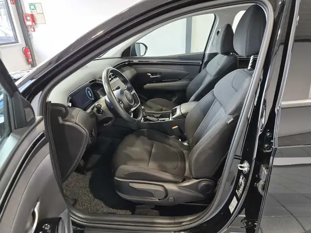 Hyundai Tucson view 8