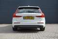 Volvo V60 2.0 T8 390pk Twin Engine AWD Inscription | SoH 86% Weiß - thumbnail 12