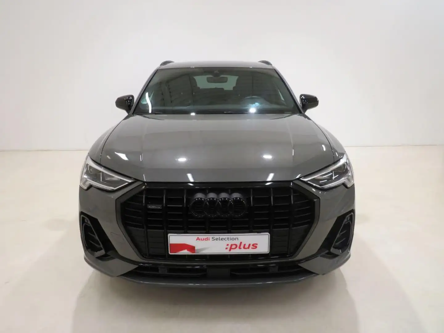 Audi Q3 35 TDI Black line quattro S tronic 110kW Gris - 2