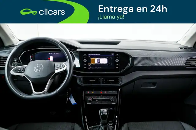 Volkswagen T-Cross view 13