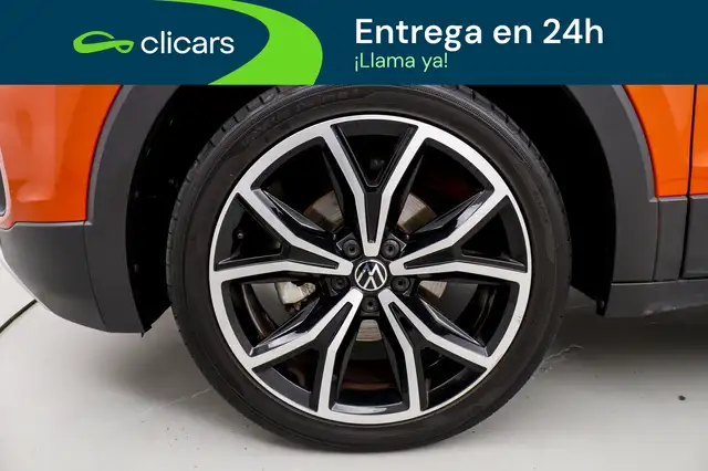 Volkswagen T-Cross view 11