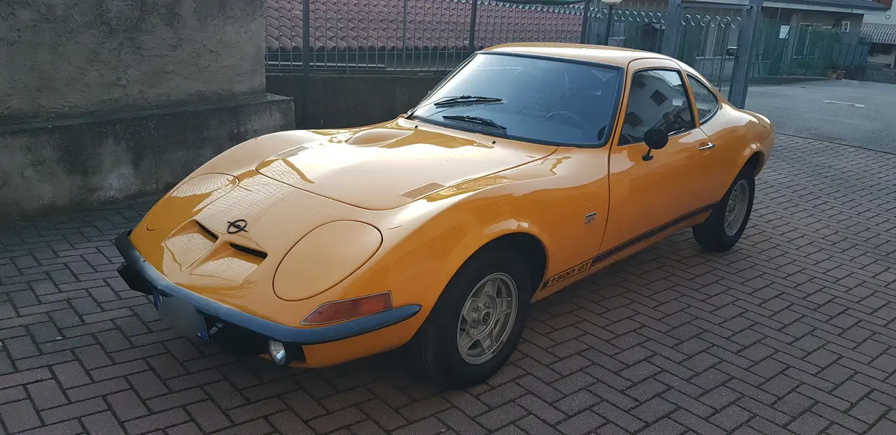 Opel GT 1.9, foto 3