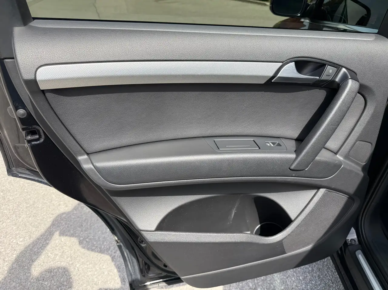 Audi Q7 снимка Audi Q7