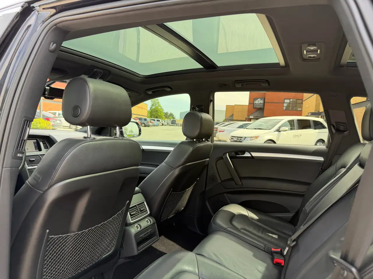 Audi Q7 снимка Audi Q7