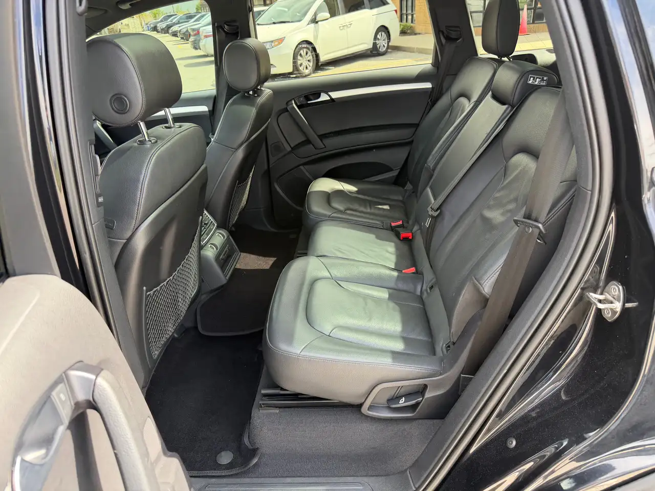 Audi Q7 снимка Audi Q7