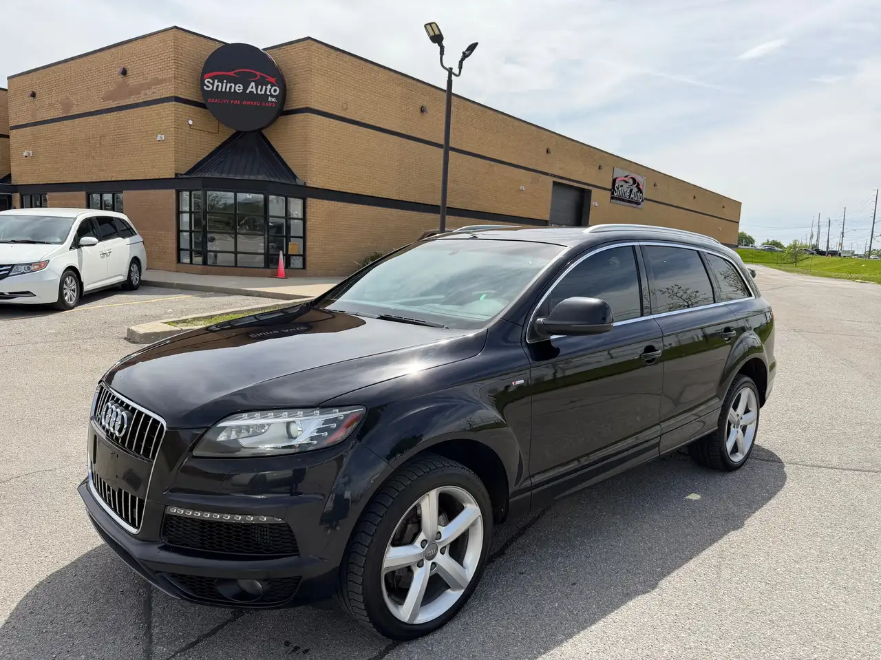 Audi Q7 снимка Audi Q7