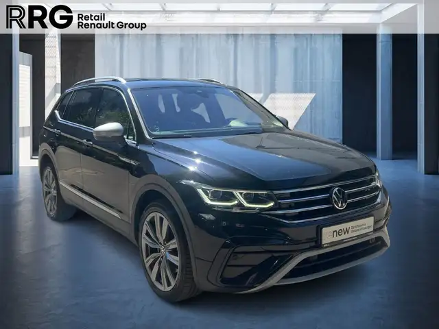 Volkswagen Tiguan Allspace view 7
