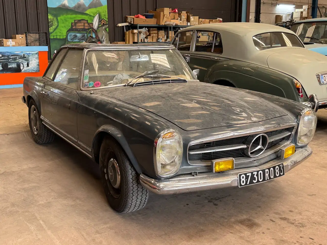 Mercedes-Benz SL 230