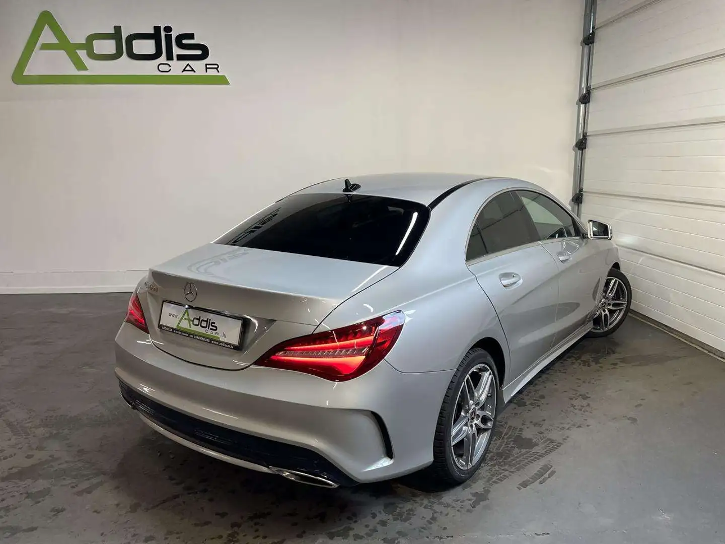 Mercedes-Benz CLA 180 180D 110 CV AMG GPS CLA Gris - 2