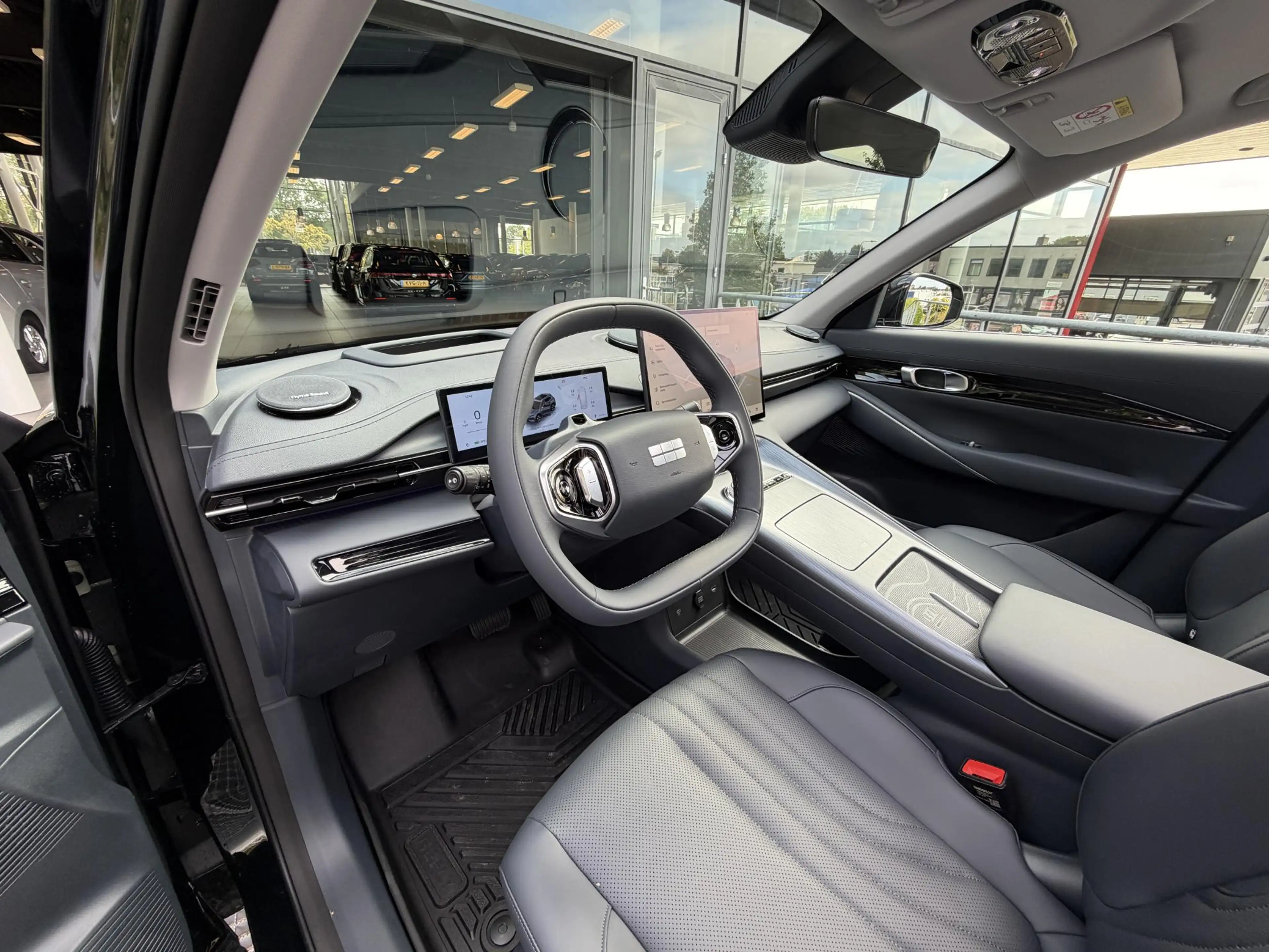 Geely E5 Max+ 68 kWh | DEMO — photo 33