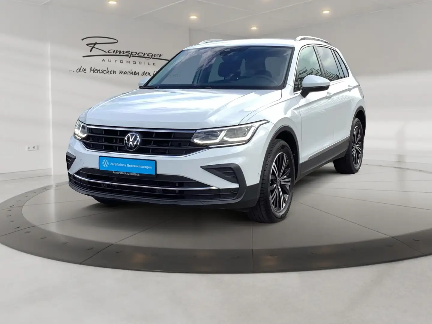 Volkswagen Tiguan 1.5 TSI DSG Move AHK ACC Matrix Standh. N Weiß - 2