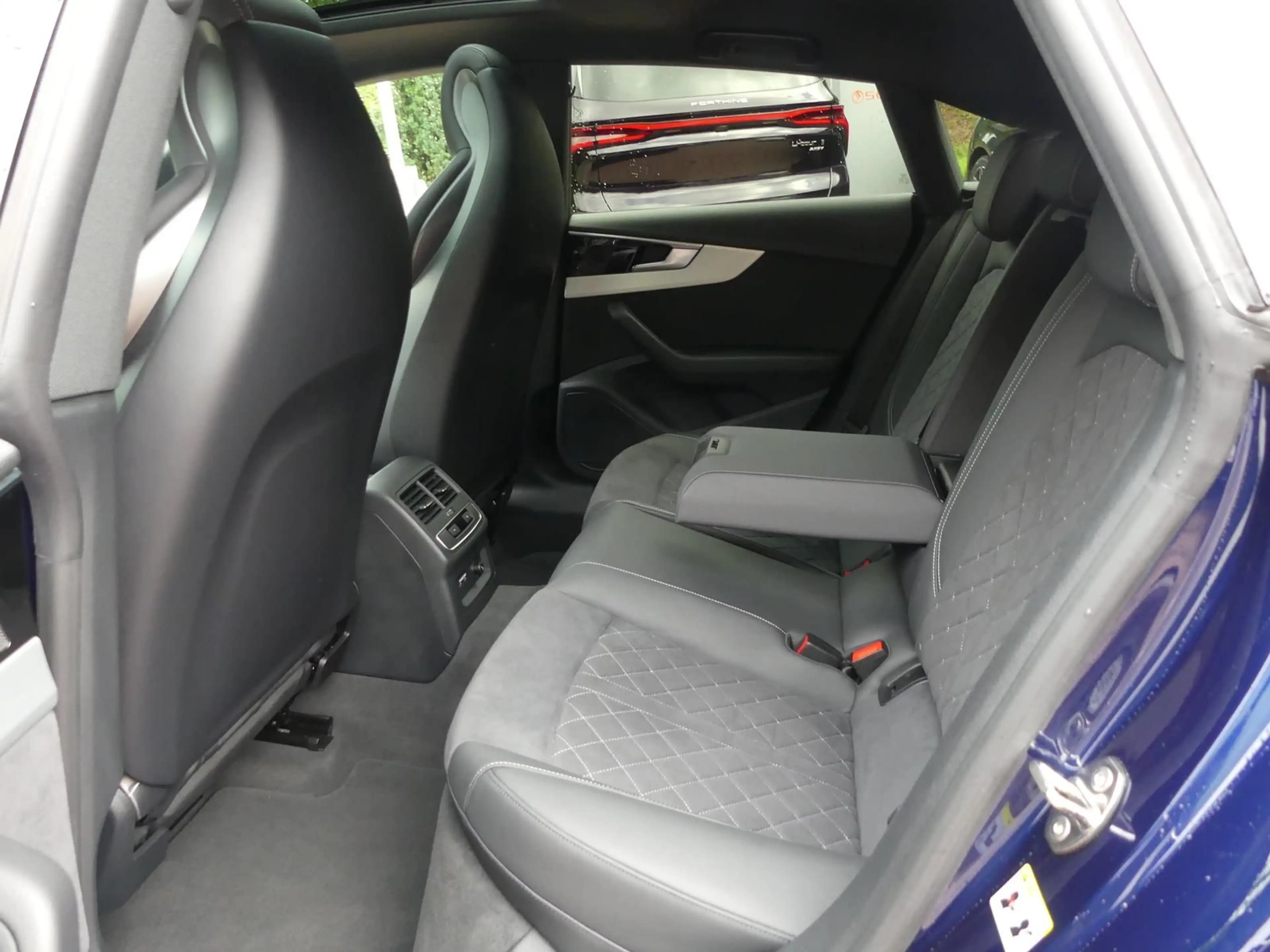 Audi S5 3.0 V6 TDI*AHK*ACC*Pano*SHZ*Massage*DAB*Kam* — photo 12