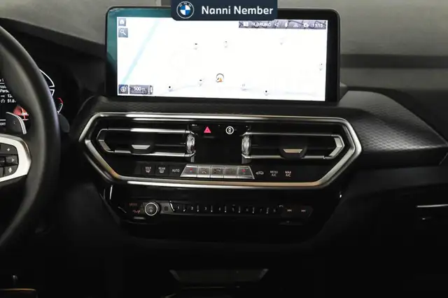 BMW X3 view 11