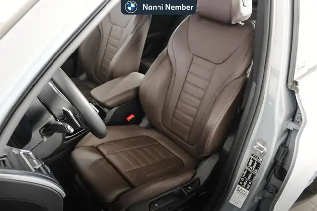 BMW X3 view 13