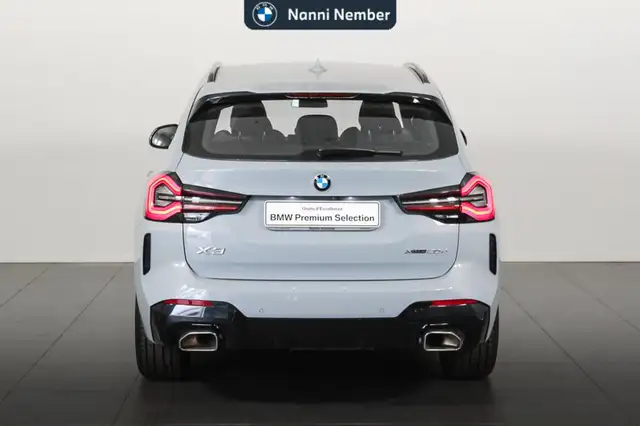 BMW X3 view 4