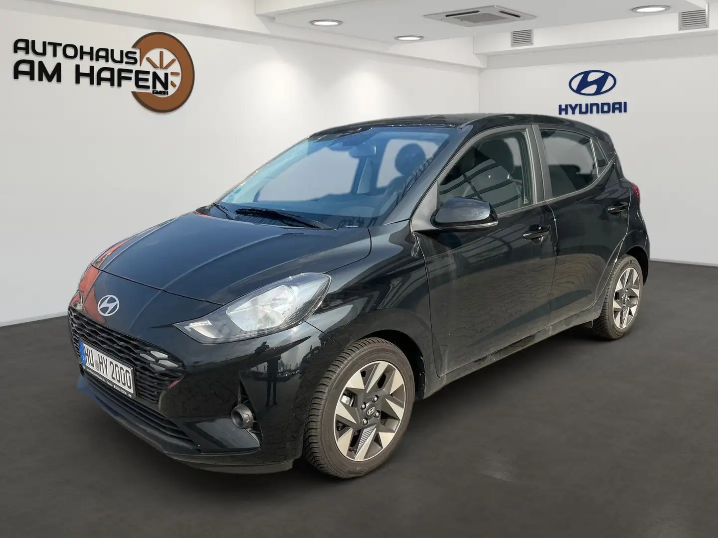 Hyundai i10 Trend Schwarz - 1