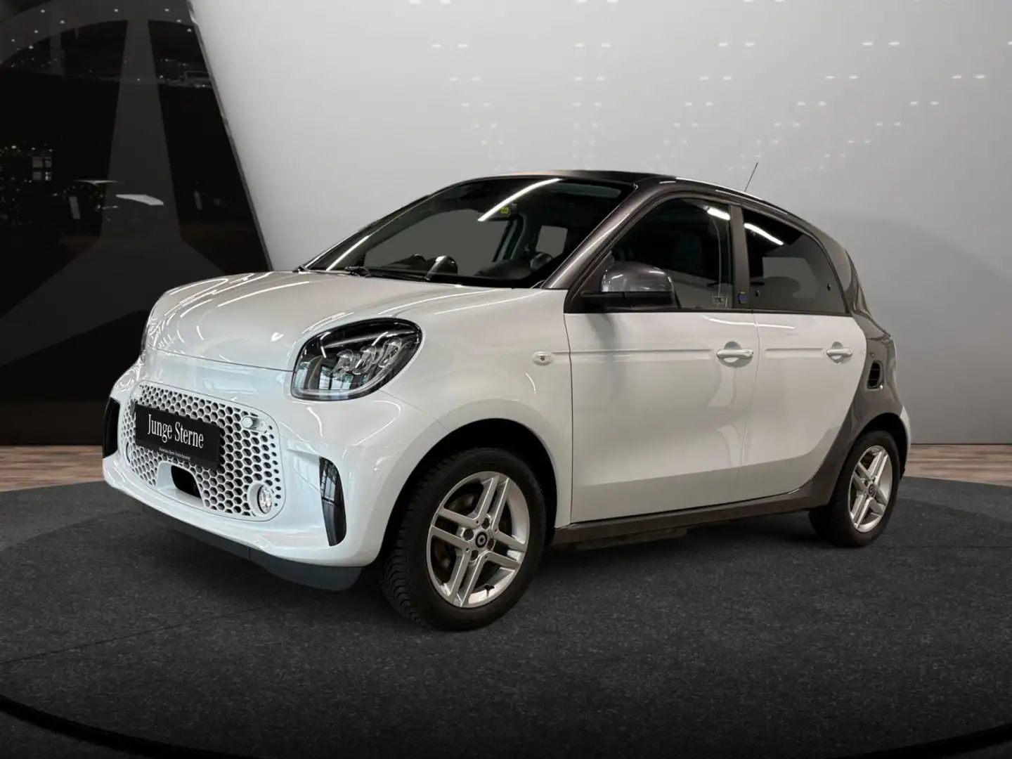 smart forFour EQ 60kWed passion SHZ Faltdach PDC+Kamera Blanc - 2