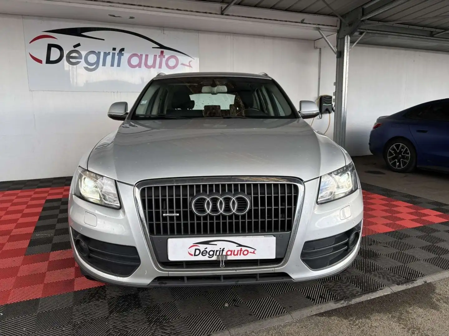 Audi Q5 2.0 TDI 143 DPF Quattro Ambiente Gris - 2