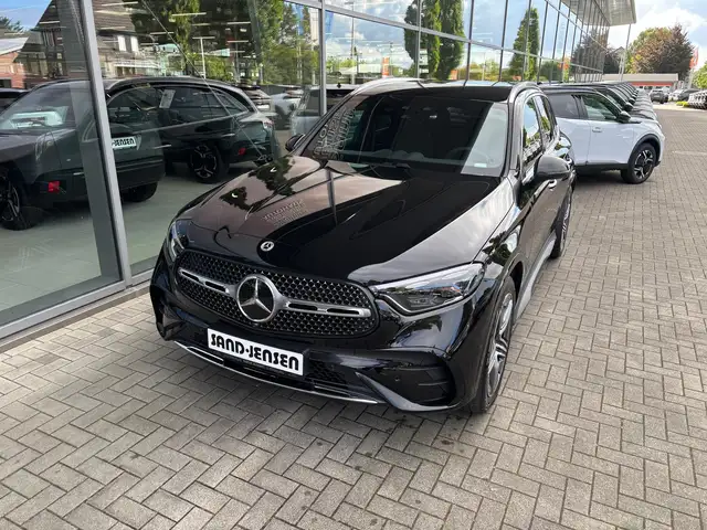 Mercedes-Benz GLC 300 d 4M AMG Line Premium Fahrerass+ AHK