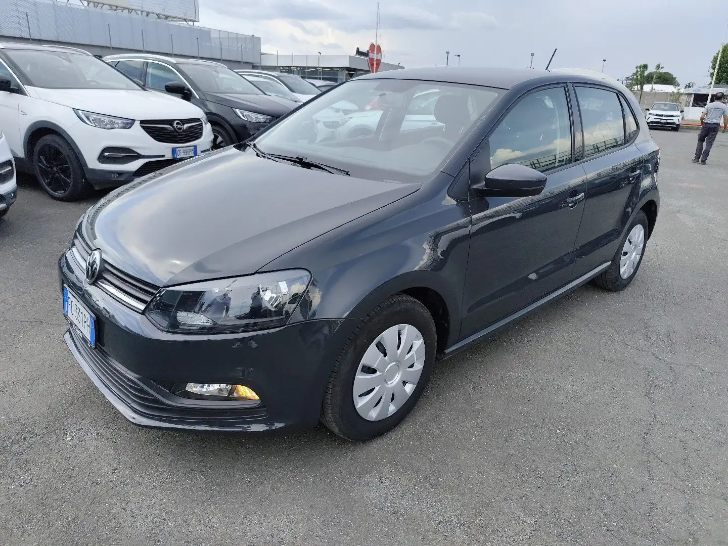 Volkswagen Polo Polo 1.0 MPI 5p. Trendline Gris - 1