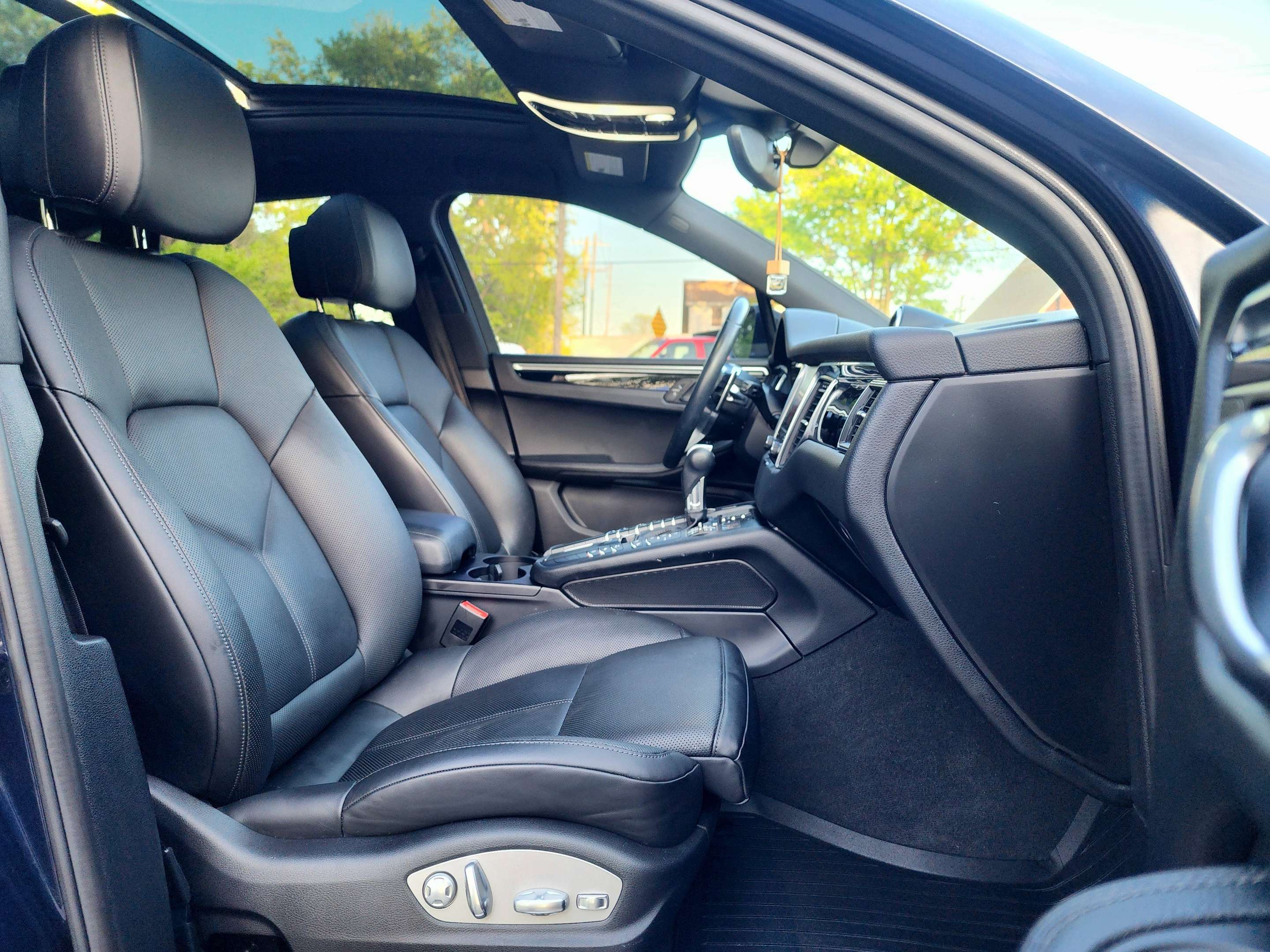 2018 Porsche Macan S w/Premium Plus Pkg | No Accidents! thumb 25